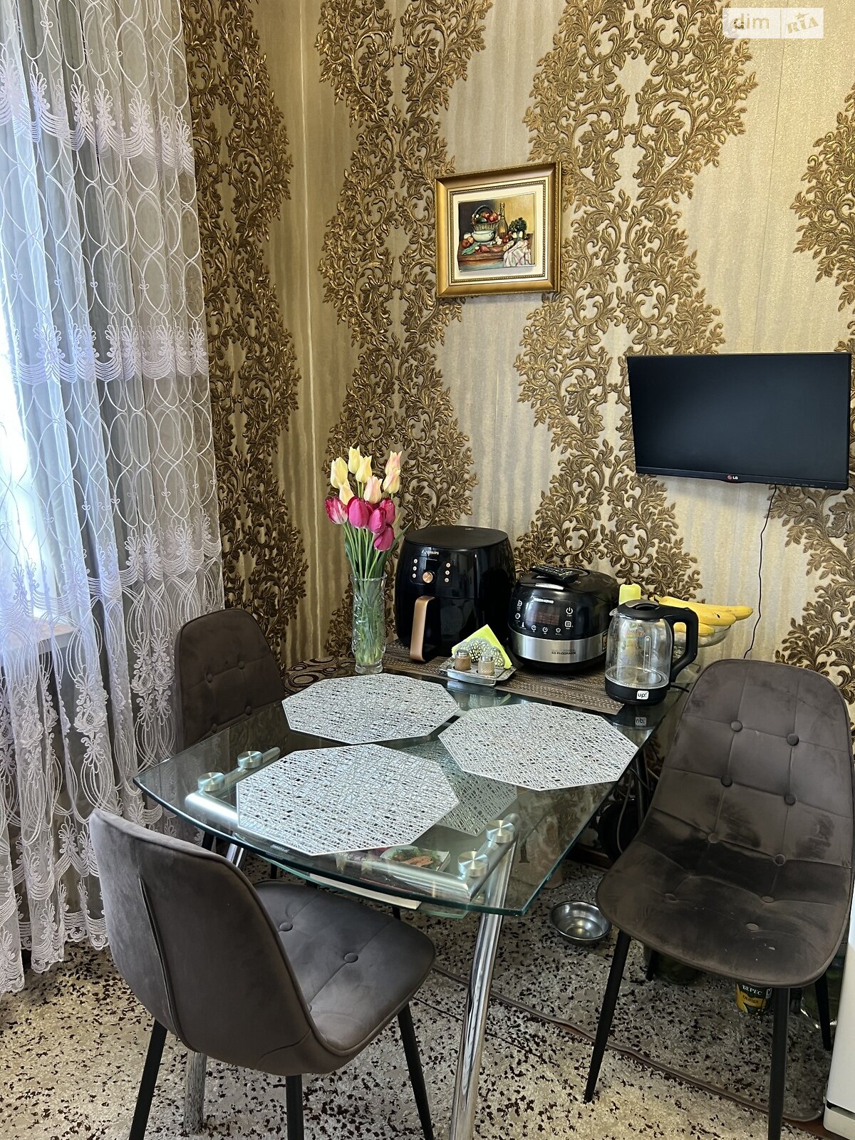 Продажа трехкомнатной квартиры в Хмельницком, на ул. Панаса Мирного, район Озёрный фото 1 Продажа трехкомнатной квартиры в Хмельницком, на ул. Панаса Мирного, район Озёрный фото 1