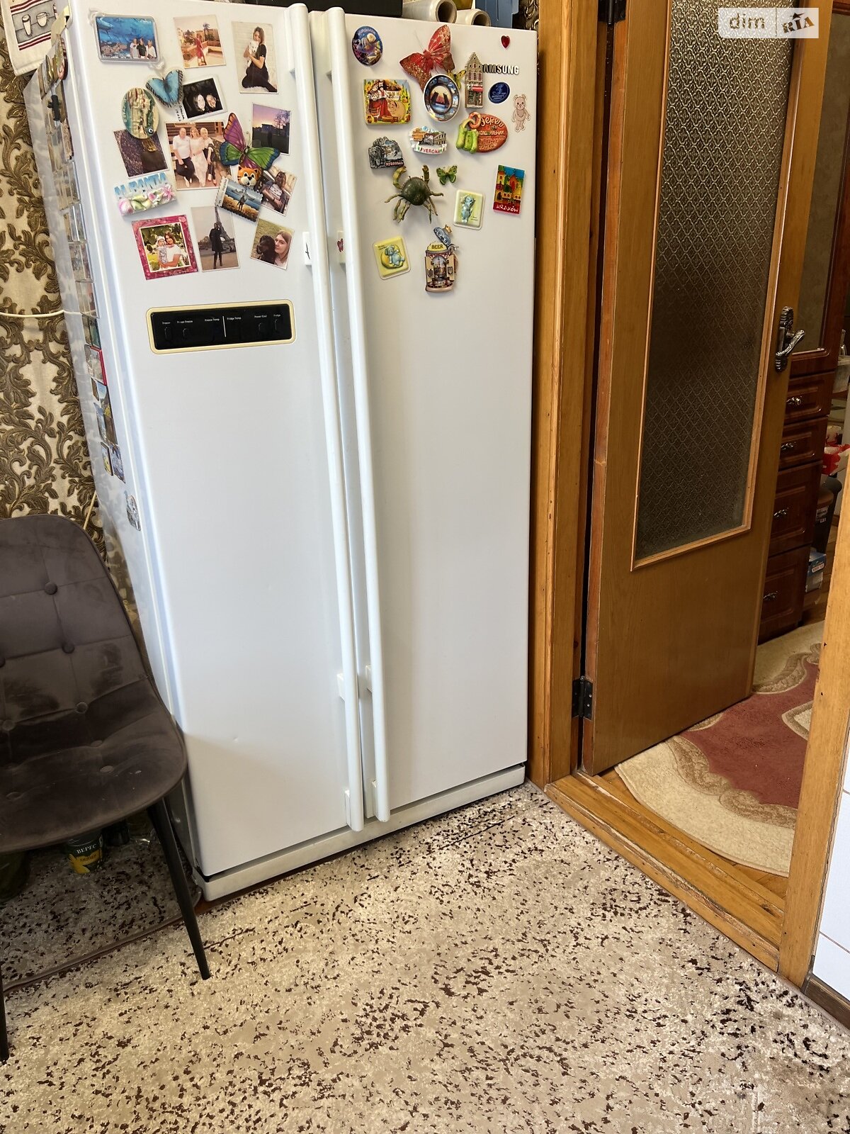 Продажа трехкомнатной квартиры в Хмельницком, на ул. Панаса Мирного, район Озёрный фото 1 Продажа трехкомнатной квартиры в Хмельницком, на ул. Панаса Мирного, район Озёрный фото 1