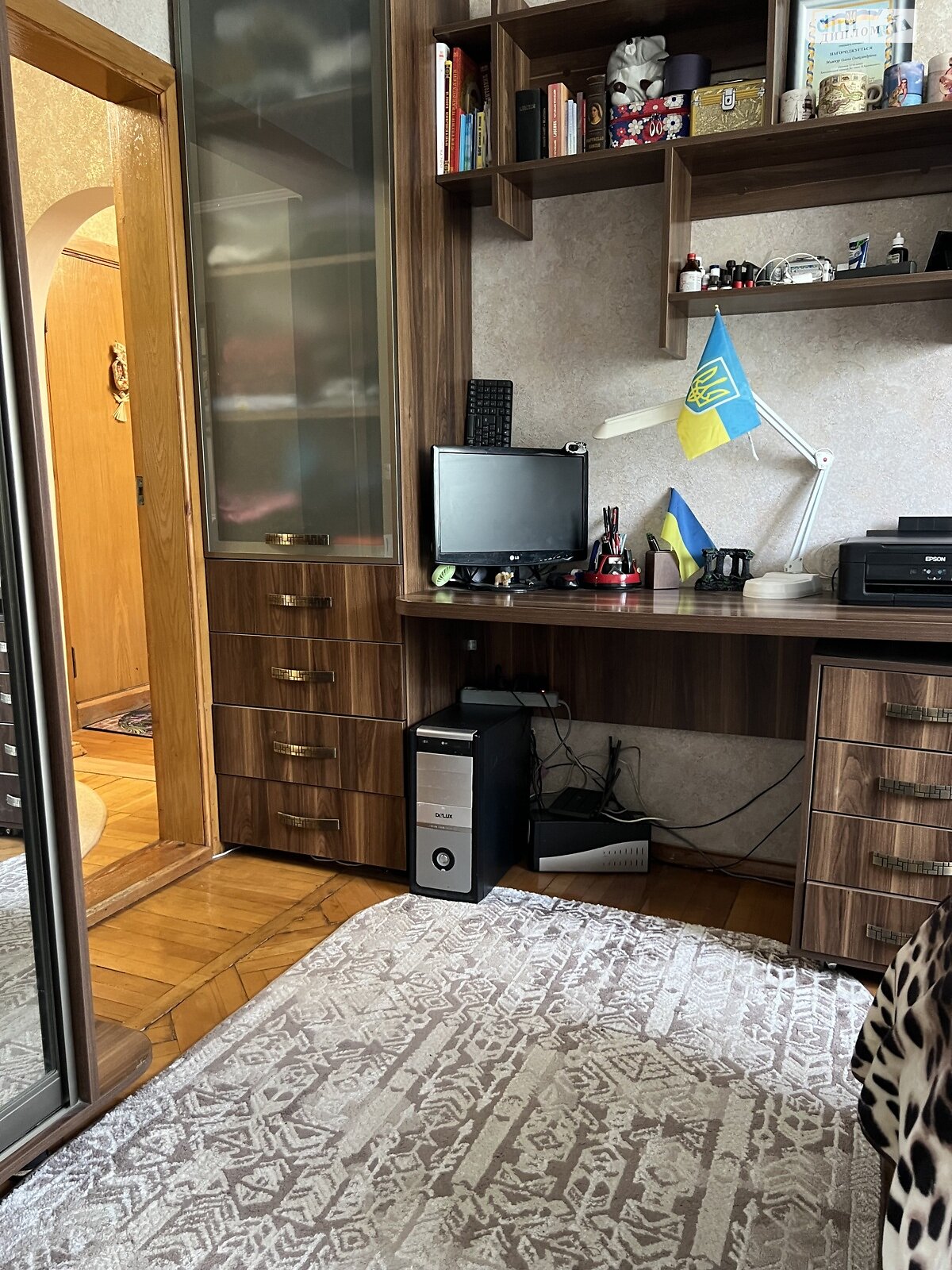 Продажа трехкомнатной квартиры в Хмельницком, на ул. Панаса Мирного, район Озёрный фото 1 Продажа трехкомнатной квартиры в Хмельницком, на ул. Панаса Мирного, район Озёрный фото 1
