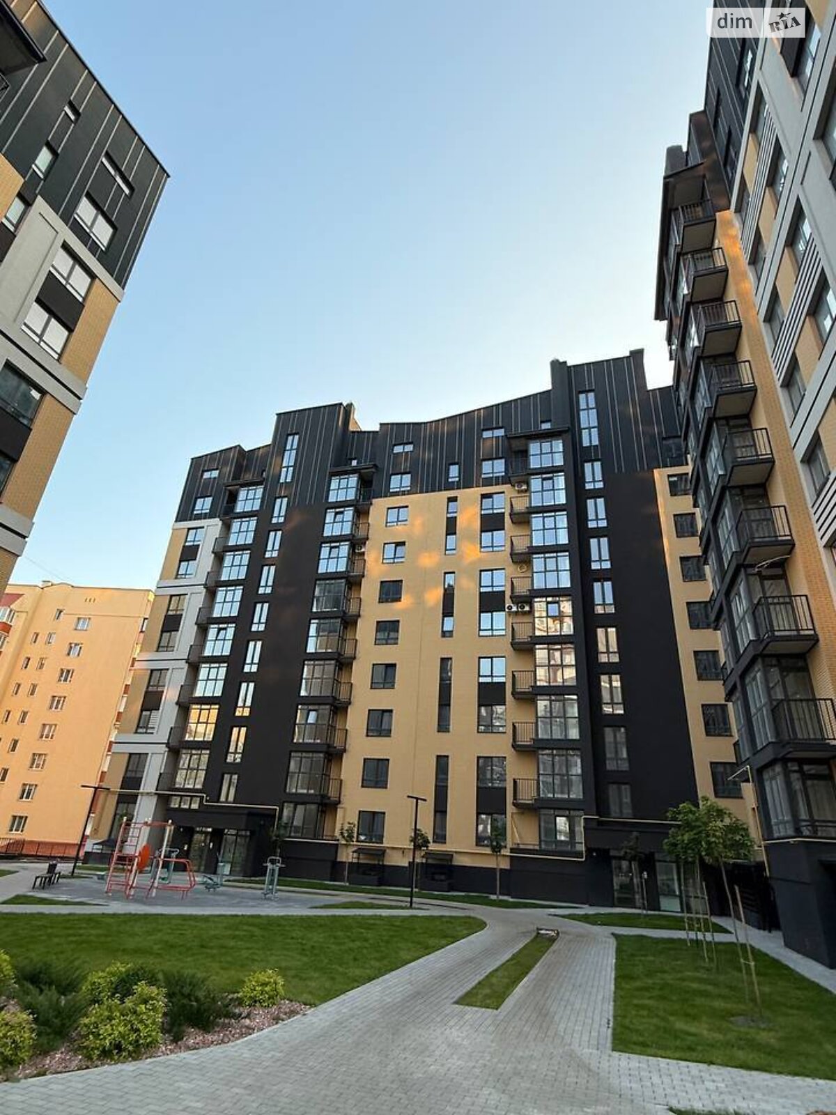 Продаж двокімнатної квартири в Хмельницькому, на вул. Панаса Мирного 20, район Озерна фото 1 Продаж двокімнатної квартири в Хмельницькому, на вул. Панаса Мирного 20, район Озерна фото 1