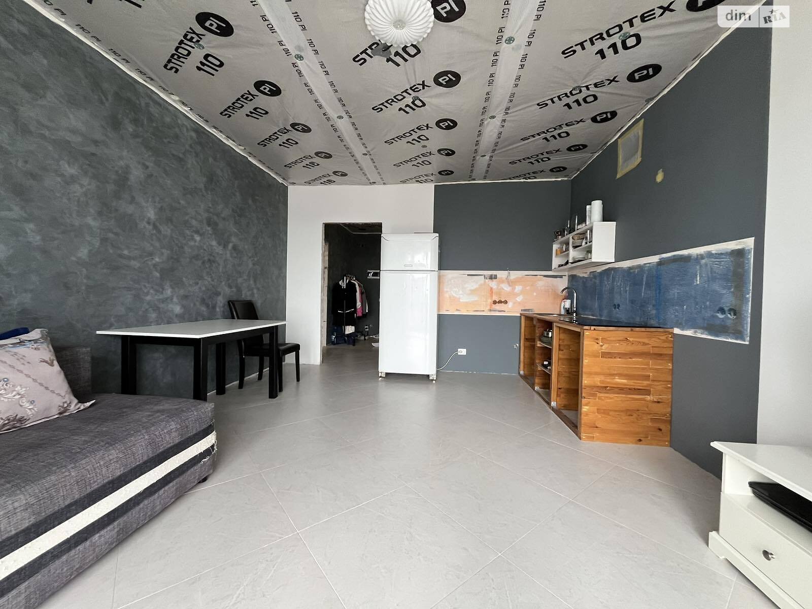 Продаж однокімнатної квартири в Хмельницькому, на вул. Панаса Мирного, район Озерна фото 1 Продаж однокімнатної квартири в Хмельницькому, на вул. Панаса Мирного, район Озерна фото 1