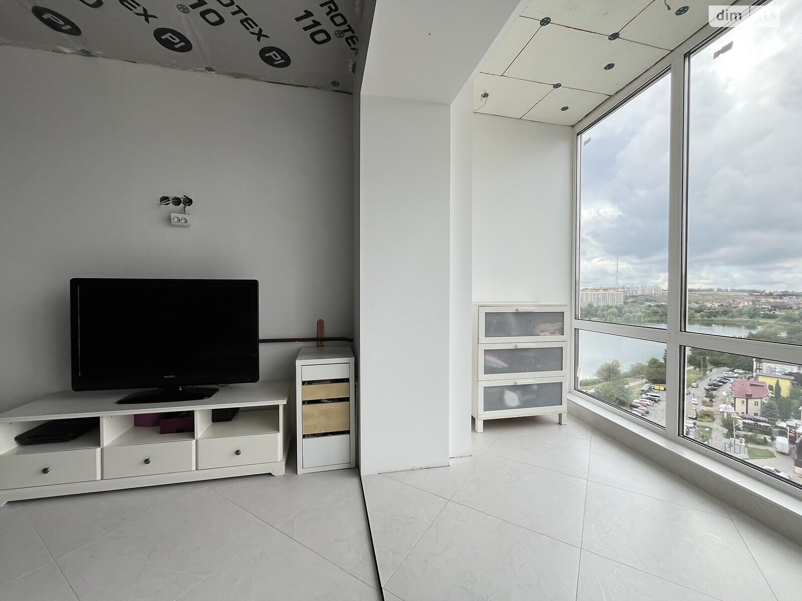 Продаж однокімнатної квартири в Хмельницькому, на вул. Панаса Мирного, район Озерна фото 1 Продаж однокімнатної квартири в Хмельницькому, на вул. Панаса Мирного, район Озерна фото 1