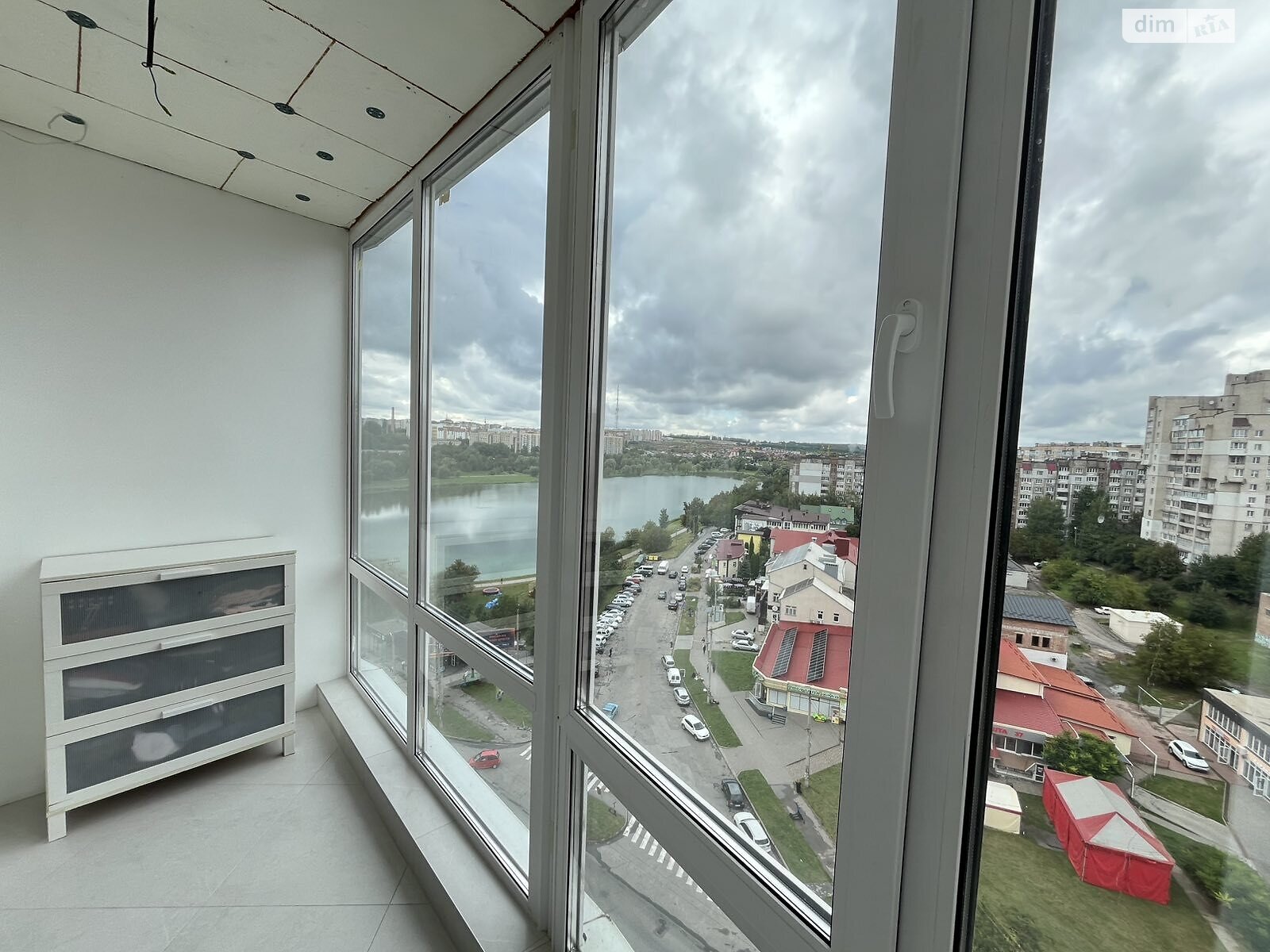 Продаж однокімнатної квартири в Хмельницькому, на вул. Панаса Мирного, район Озерна фото 1 Продаж однокімнатної квартири в Хмельницькому, на вул. Панаса Мирного, район Озерна фото 1