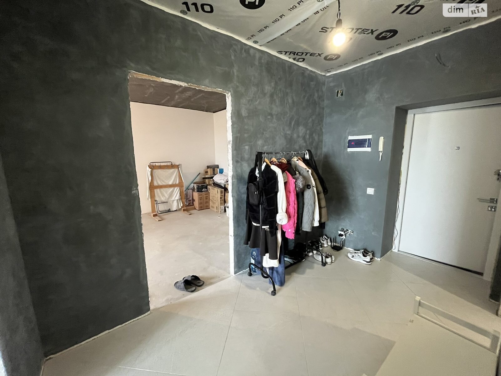 Продаж однокімнатної квартири в Хмельницькому, на вул. Панаса Мирного, район Озерна фото 1 Продаж однокімнатної квартири в Хмельницькому, на вул. Панаса Мирного, район Озерна фото 1