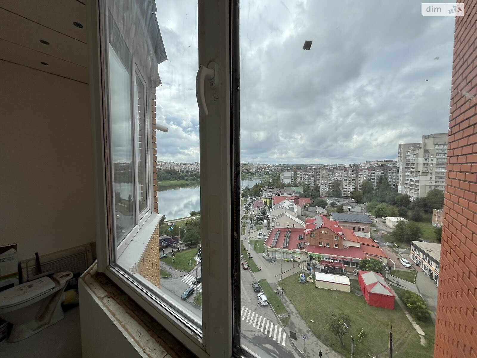 Продаж однокімнатної квартири в Хмельницькому, на вул. Панаса Мирного, район Озерна фото 1 Продаж однокімнатної квартири в Хмельницькому, на вул. Панаса Мирного, район Озерна фото 1