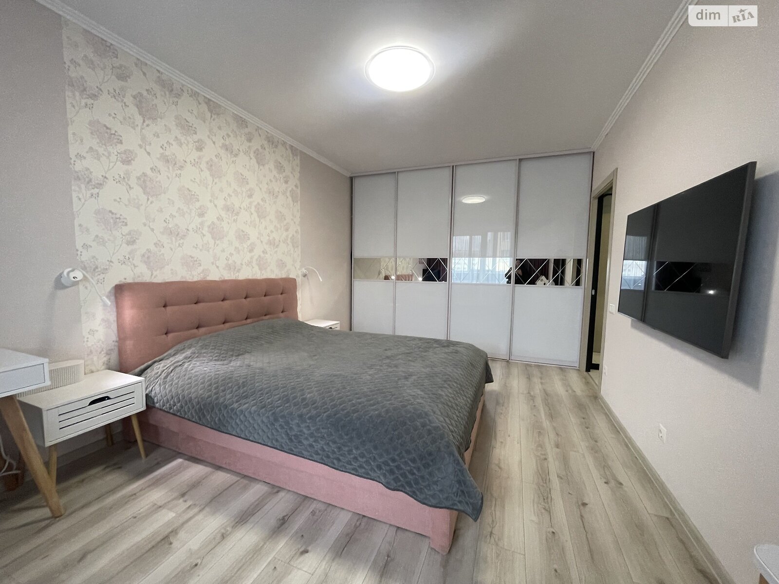 Продаж двокімнатної квартири в Хмельницькому, на вул. Панаса Мирного 18Б, район Озерна фото 1 Продаж двокімнатної квартири в Хмельницькому, на вул. Панаса Мирного 18Б, район Озерна фото 1