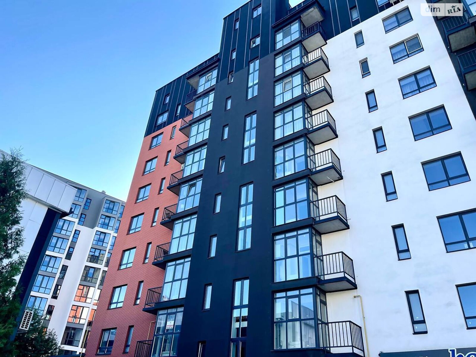 Продажа двухкомнатной квартиры в Хмельницком, на ул. Панаса Мирного 24, район Озёрный фото 1