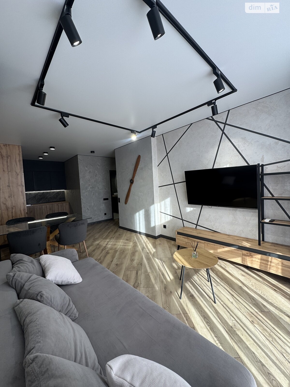 Продаж однокімнатної квартири в Хмельницькому, на вул. Панаса Мирного 16/1, район Озерна фото 1