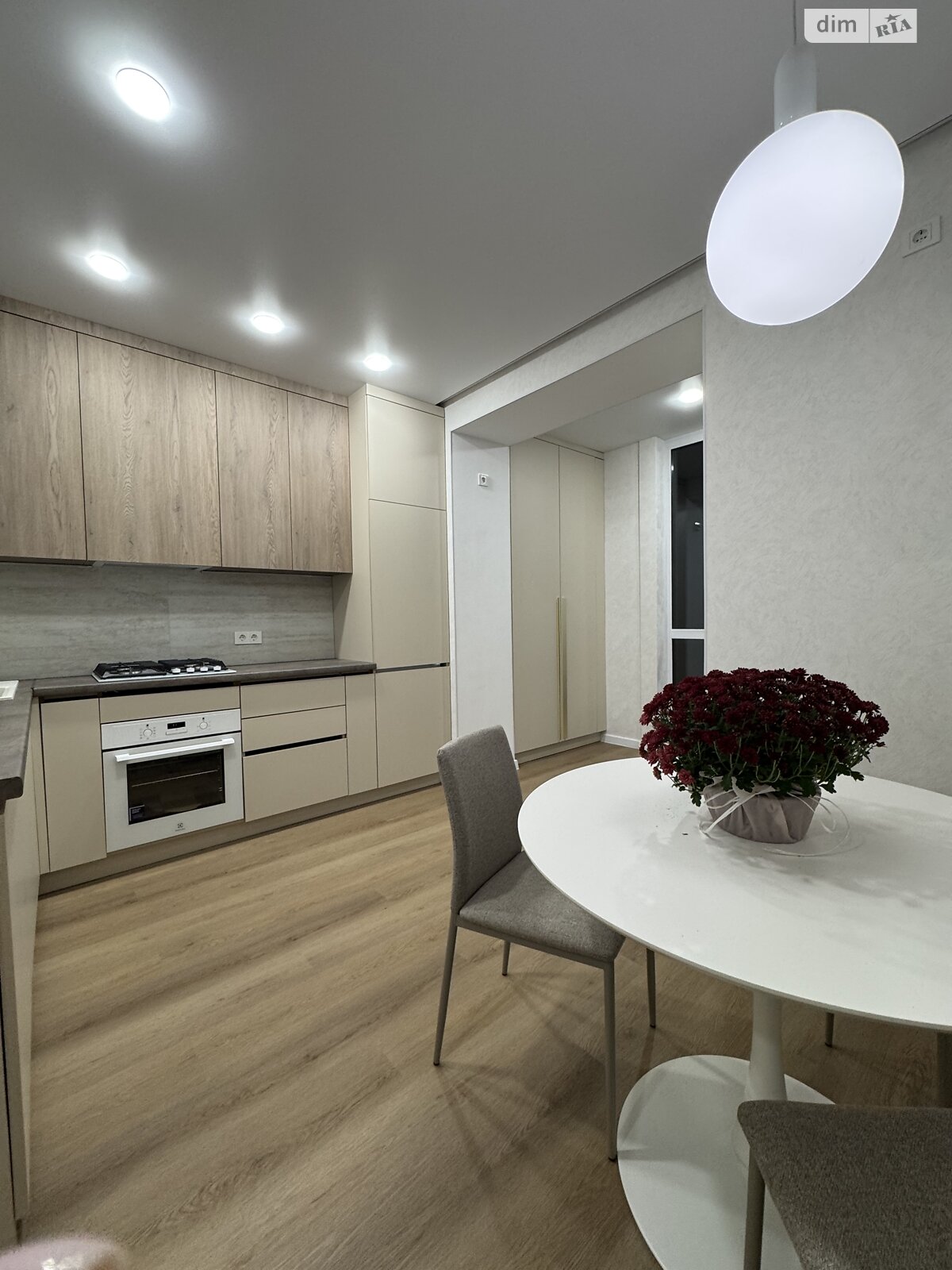 Продажа двухкомнатной квартиры в Хмельницком, на ул. Панаса Мирного, район Озёрный фото 1 Продажа двухкомнатной квартиры в Хмельницком, на ул. Панаса Мирного, район Озёрный фото 1