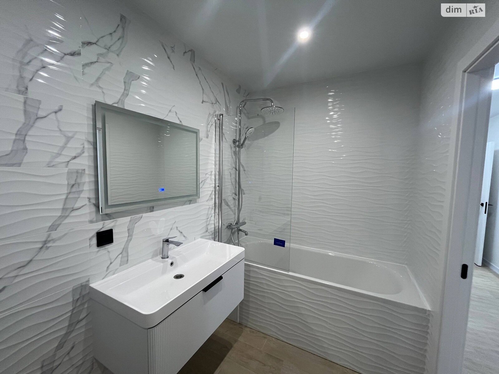 Продаж двокімнатної квартири в Хмельницькому, на вул. Січових Стрільців 4, район Озерна фото 1