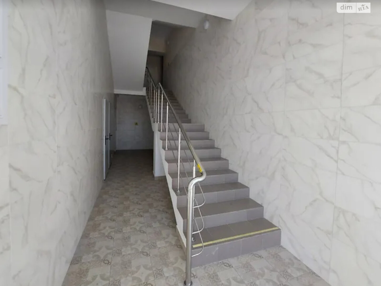 Продажа двухкомнатной квартиры в Хмельницком, на ул. Сечевых Стрельцов, район Озёрный фото 1