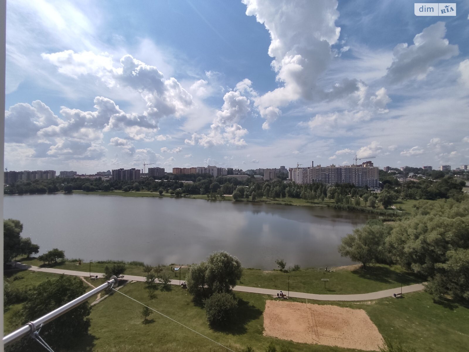 Продаж двокімнатної квартири в Хмельницькому, на вул. Степана Бандери, район Озерна фото 1 Продаж двокімнатної квартири в Хмельницькому, на вул. Степана Бандери, район Озерна фото 1