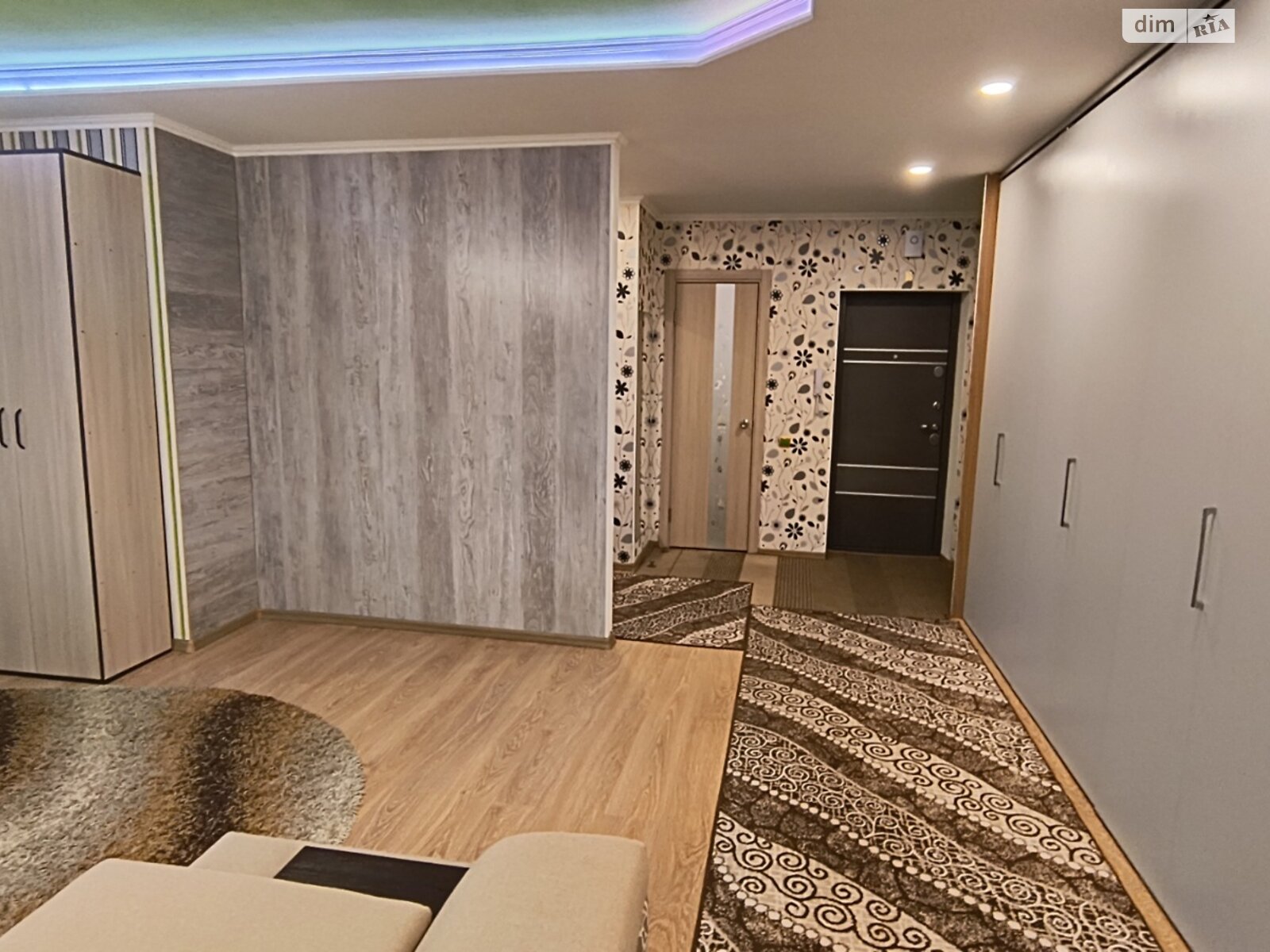 Продажа трехкомнатной квартиры в Хмельницком, на ул. Степана Бандеры 40/1А, район Озёрный фото 1 Продажа трехкомнатной квартиры в Хмельницком, на ул. Степана Бандеры 40/1А, район Озёрный фото 1