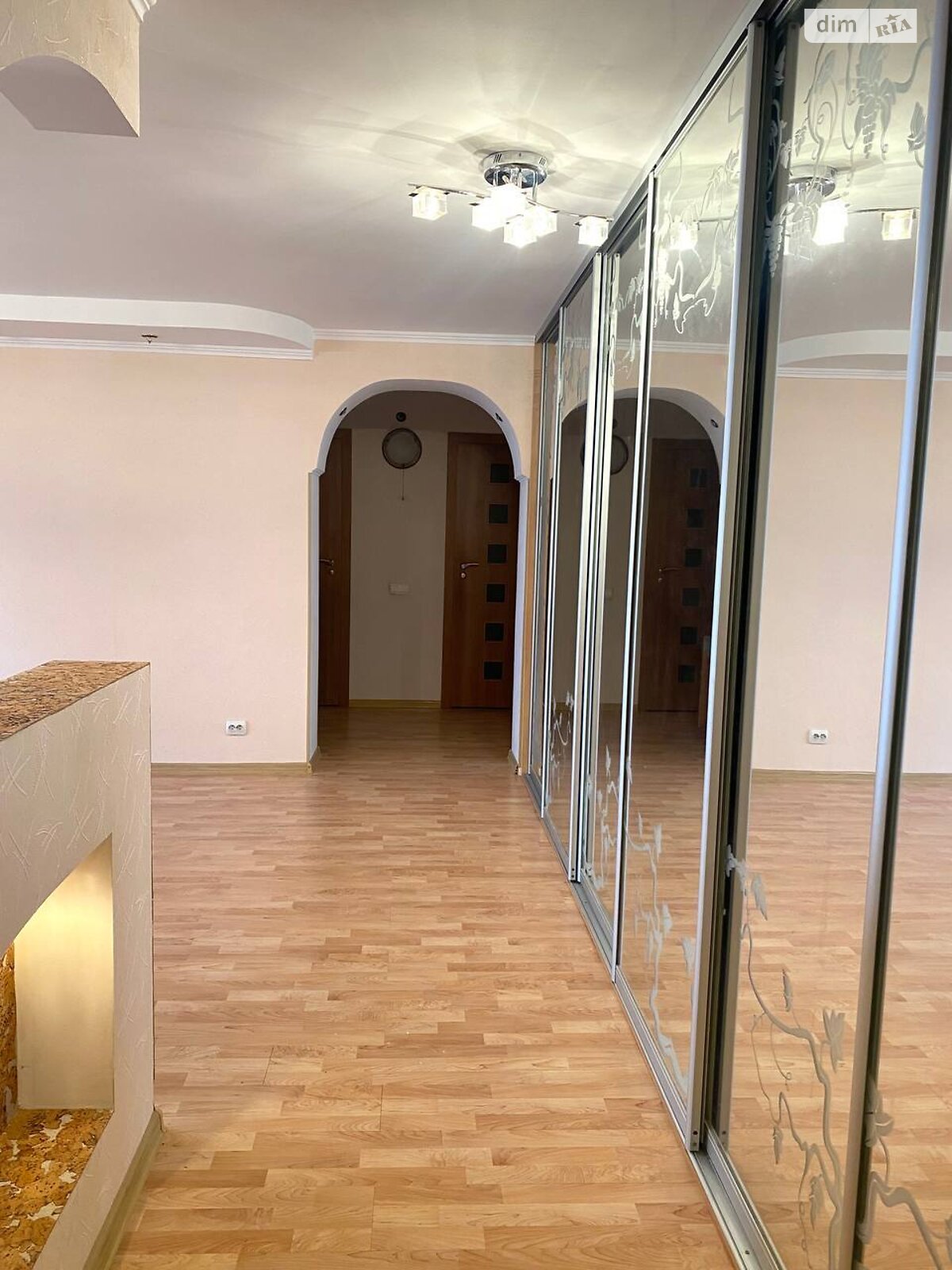 Продаж трикімнатної квартири в Хмельницькому, на вул. Залізняка Максима 34/1, район Озерна фото 1 Продаж трикімнатної квартири в Хмельницькому, на вул. Залізняка Максима 34/1, район Озерна фото 1