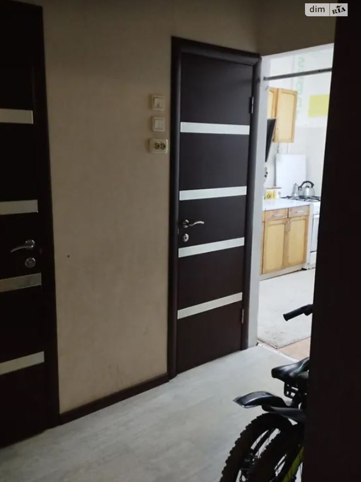 Продаж двокімнатної квартири в Хмельницькому, на вул. Залізняка Максима, район Озерна фото 1 Продаж двокімнатної квартири в Хмельницькому, на вул. Залізняка Максима, район Озерна фото 1