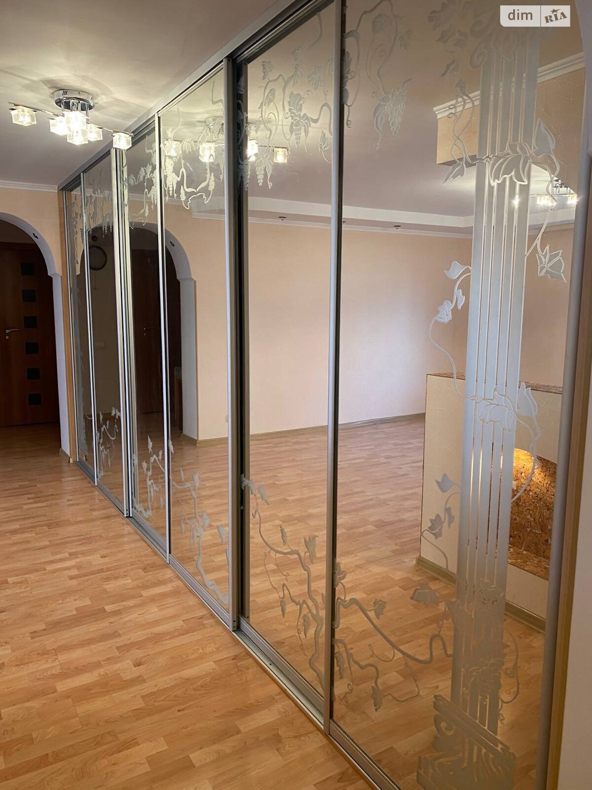 Продажа трехкомнатной квартиры в Хмельницком, на ул. Зализняка Максима 34/1, район Озёрный фото 1 Продажа трехкомнатной квартиры в Хмельницком, на ул. Зализняка Максима 34/1, район Озёрный фото 1