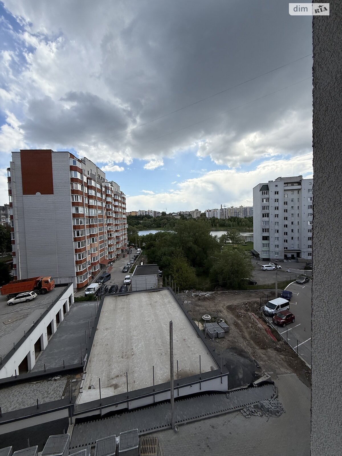 Продажа трехкомнатной квартиры в Хмельницком, на ул. Зализняка Максима 1Б, район Озёрный фото 1 Продажа трехкомнатной квартиры в Хмельницком, на ул. Зализняка Максима 1Б, район Озёрный фото 1