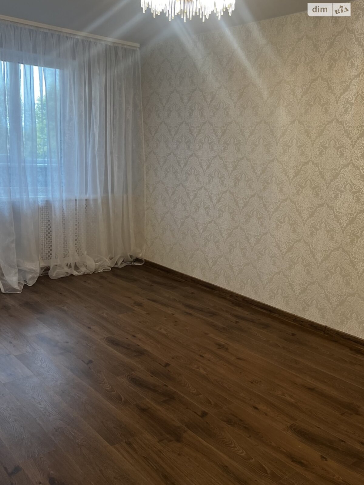 Продажа трехкомнатной квартиры в Хмельницком, на ул. Зализняка Максима, район Озёрный фото 1 Продажа трехкомнатной квартиры в Хмельницком, на ул. Зализняка Максима, район Озёрный фото 1