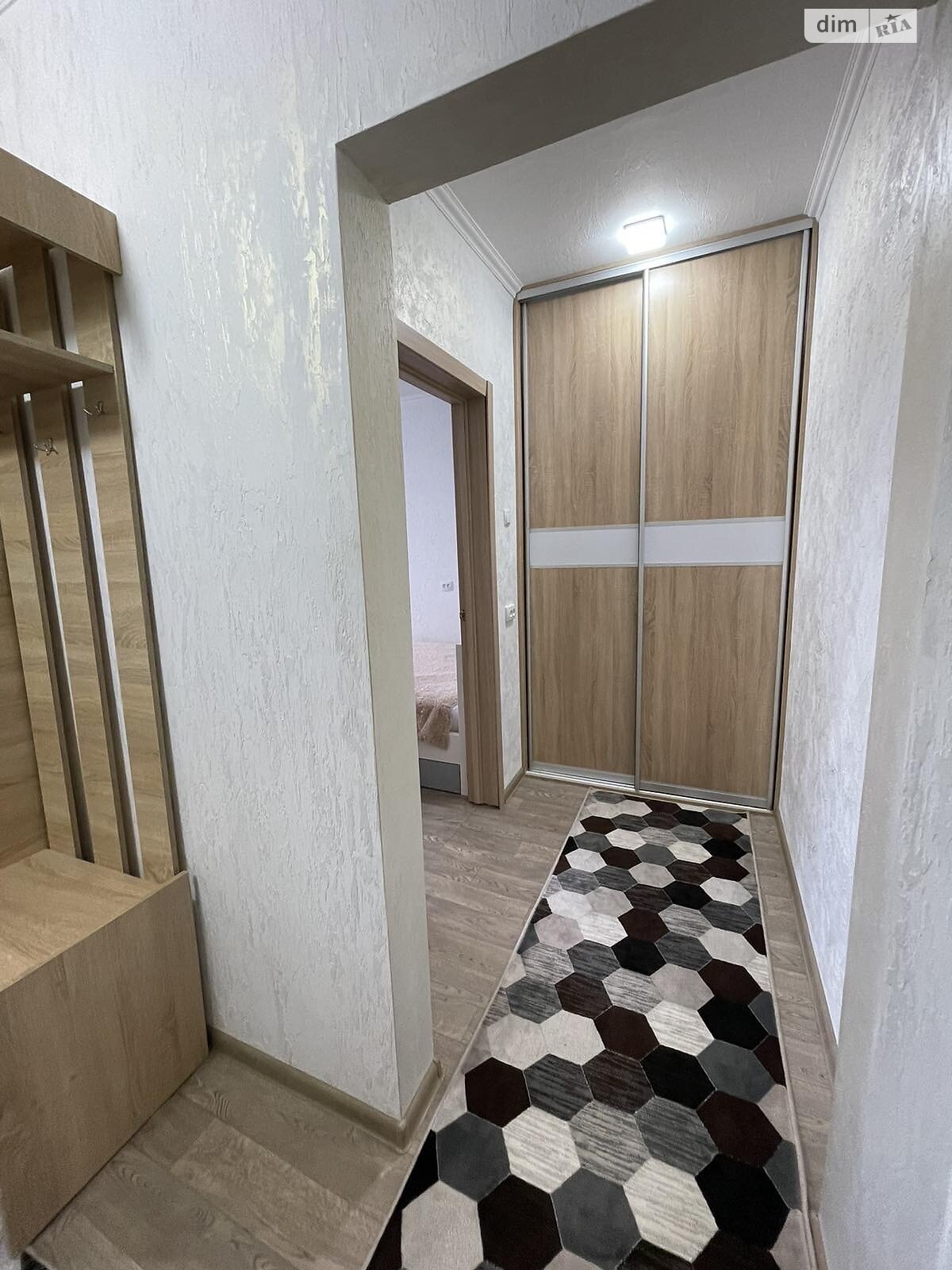 Продаж однокімнатної квартири в Хмельницькому, на вул. Залізняка Максима, район Озерна фото 1 Продаж однокімнатної квартири в Хмельницькому, на вул. Залізняка Максима, район Озерна фото 1