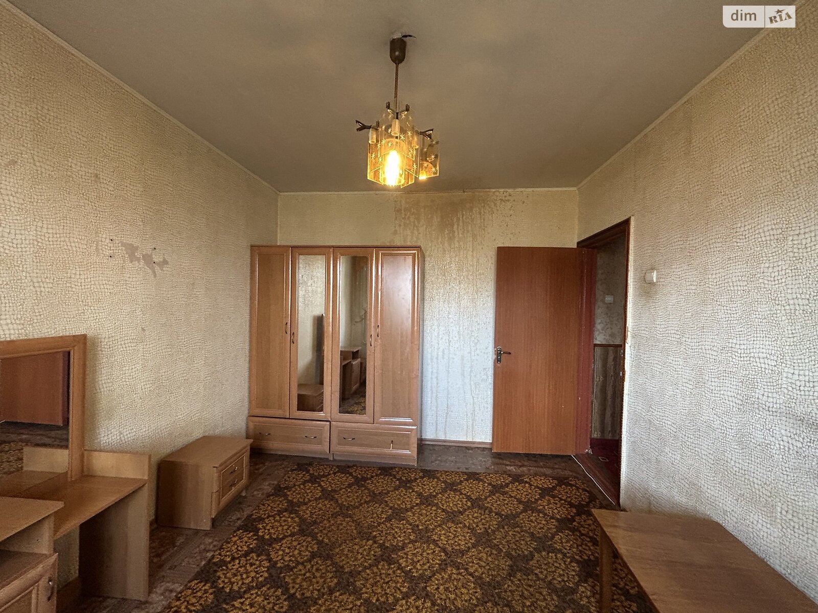 Продажа трехкомнатной квартиры в Хмельницком, на ул. Зализняка Максима 22, район Озёрный фото 1 Продажа трехкомнатной квартиры в Хмельницком, на ул. Зализняка Максима 22, район Озёрный фото 1