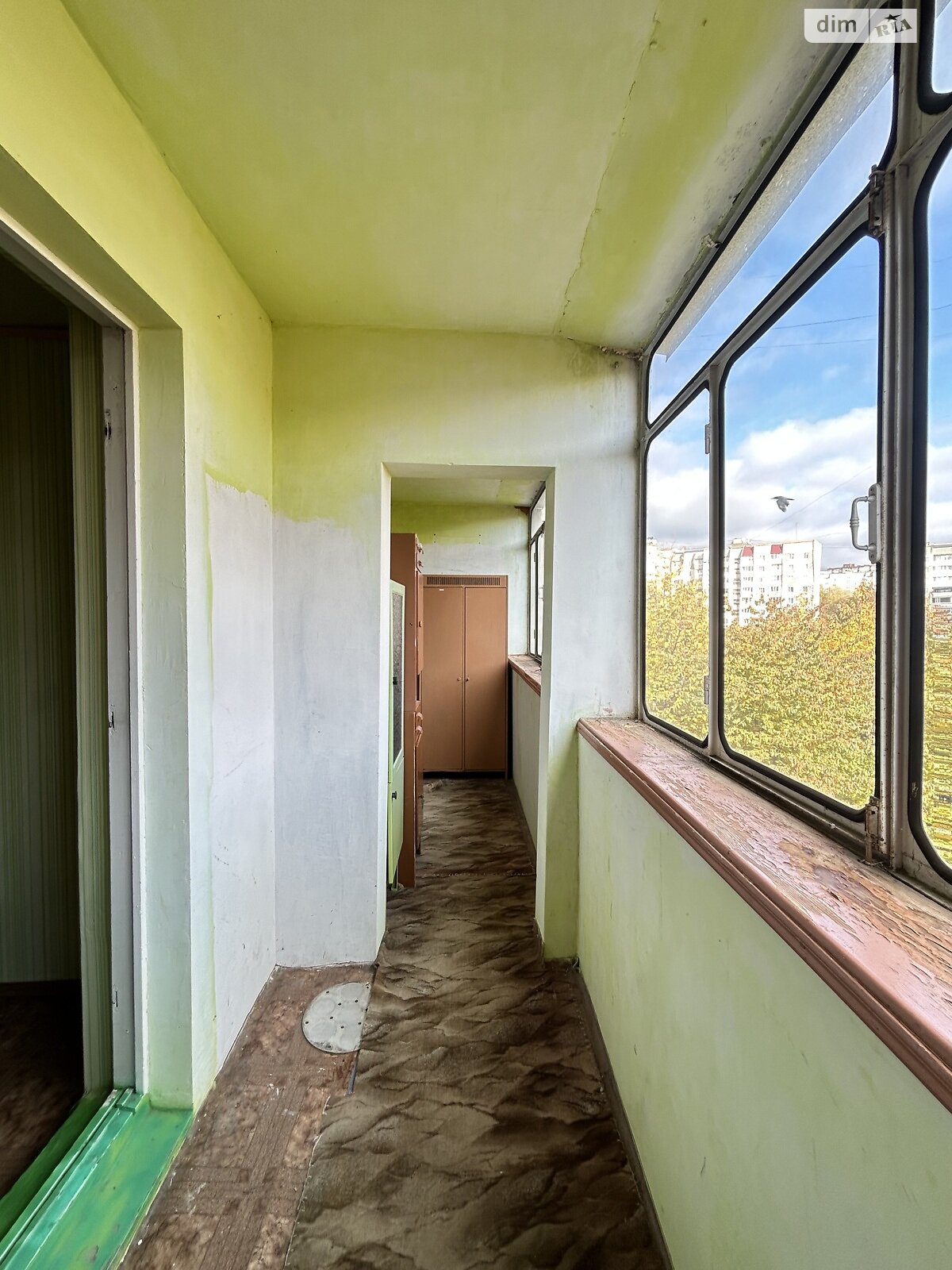 Продажа трехкомнатной квартиры в Хмельницком, на ул. Зализняка Максима 22, район Озёрный фото 1 Продажа трехкомнатной квартиры в Хмельницком, на ул. Зализняка Максима 22, район Озёрный фото 1