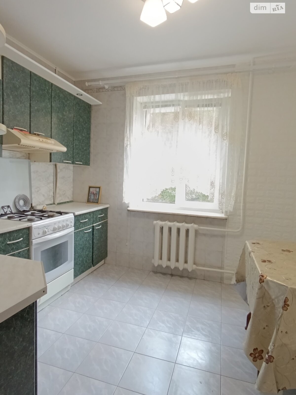 Продажа трехкомнатной квартиры в Хмельницком, на ул. Зализняка Максима, район Озёрный фото 1 Продажа трехкомнатной квартиры в Хмельницком, на ул. Зализняка Максима, район Озёрный фото 1