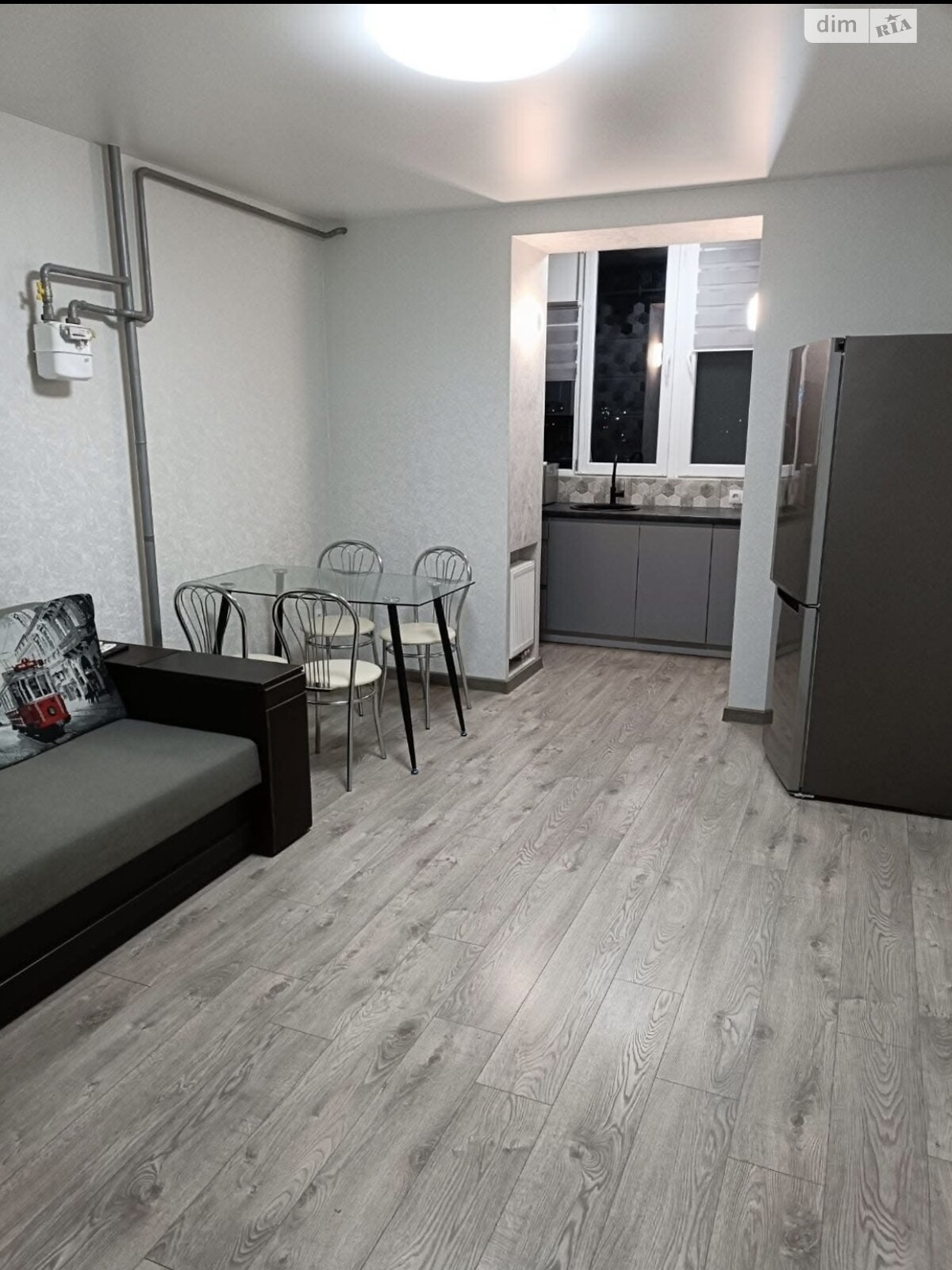 Продаж однокімнатної квартири в Хмельницькому, на вул. Залізняка Максима 1В, район Озерна фото 1