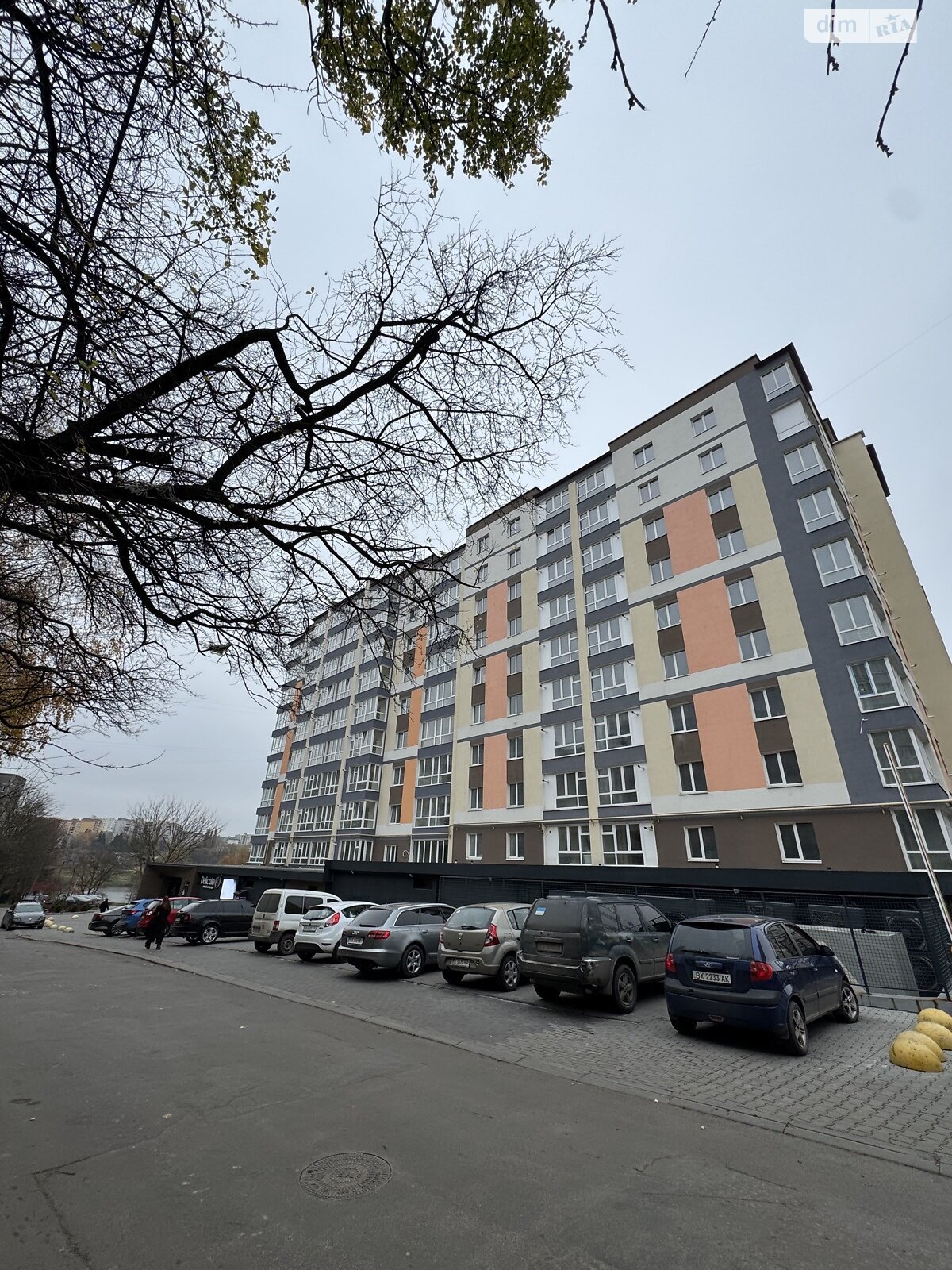 Продажа двухкомнатной квартиры в Хмельницком, на ул. Зализняка Максима, кв. 49, район Озёрный фото 1 Продажа двухкомнатной квартиры в Хмельницком, на ул. Зализняка Максима, кв. 49, район Озёрный фото 1