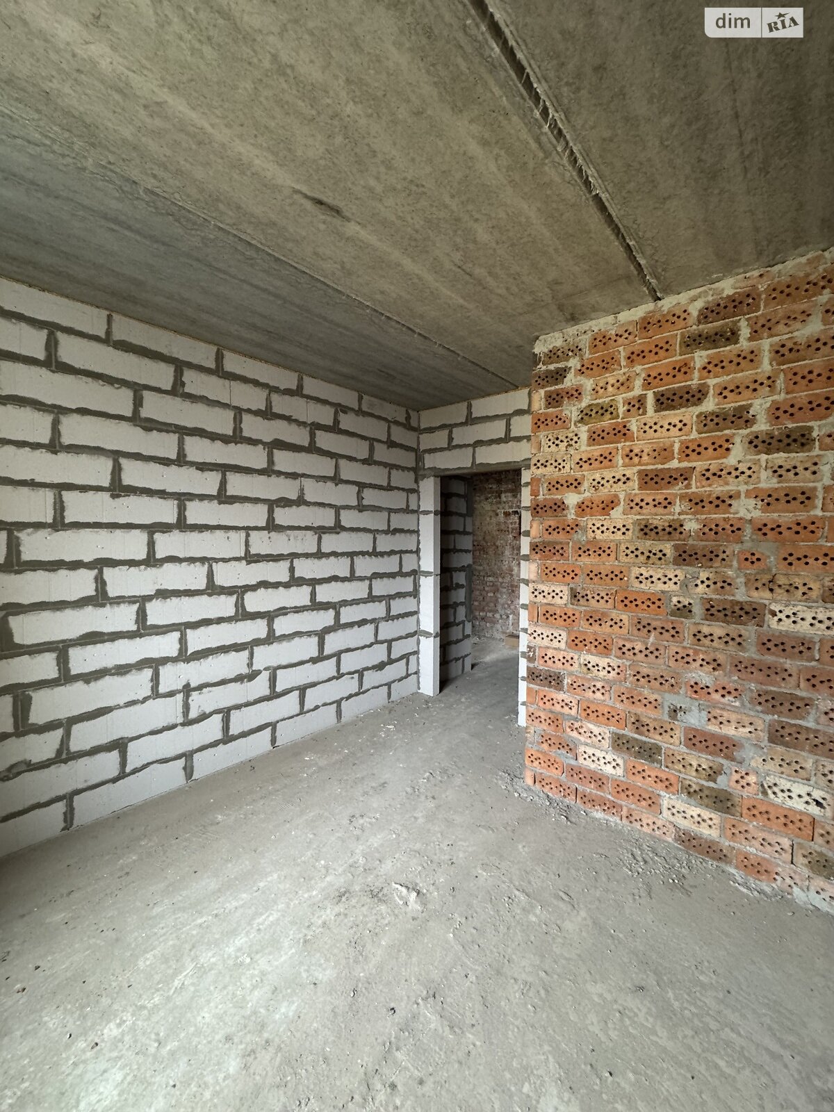 Продажа двухкомнатной квартиры в Хмельницком, на ул. Зализняка Максима, кв. 49, район Озёрный фото 1 Продажа двухкомнатной квартиры в Хмельницком, на ул. Зализняка Максима, кв. 49, район Озёрный фото 1