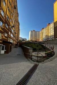 Продажа однокомнатной квартиры в Хмельницком, на ул. Кармелюка 11, район Озёрный фото 2