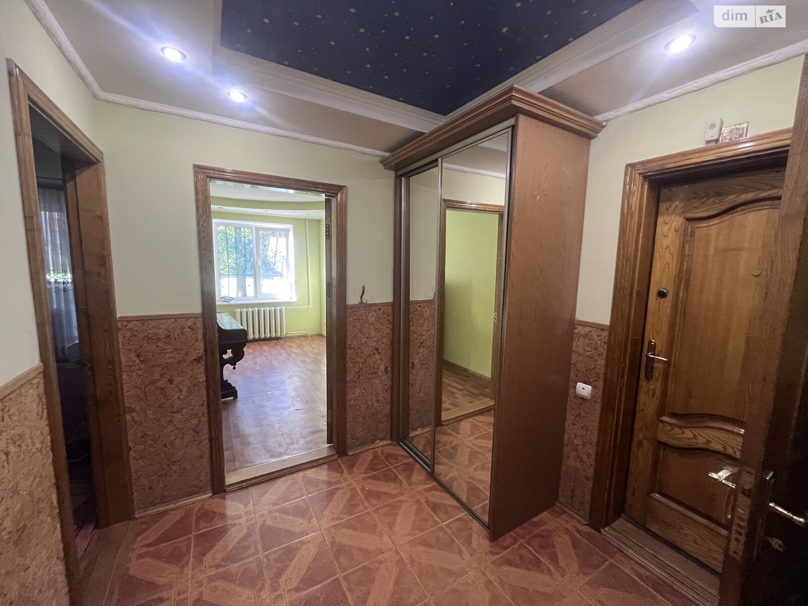 Продажа трехкомнатной квартиры в Хмельницком, на ул. Довженко, район Раково фото 1 Продажа трехкомнатной квартиры в Хмельницком, на ул. Довженко, район Раково фото 1