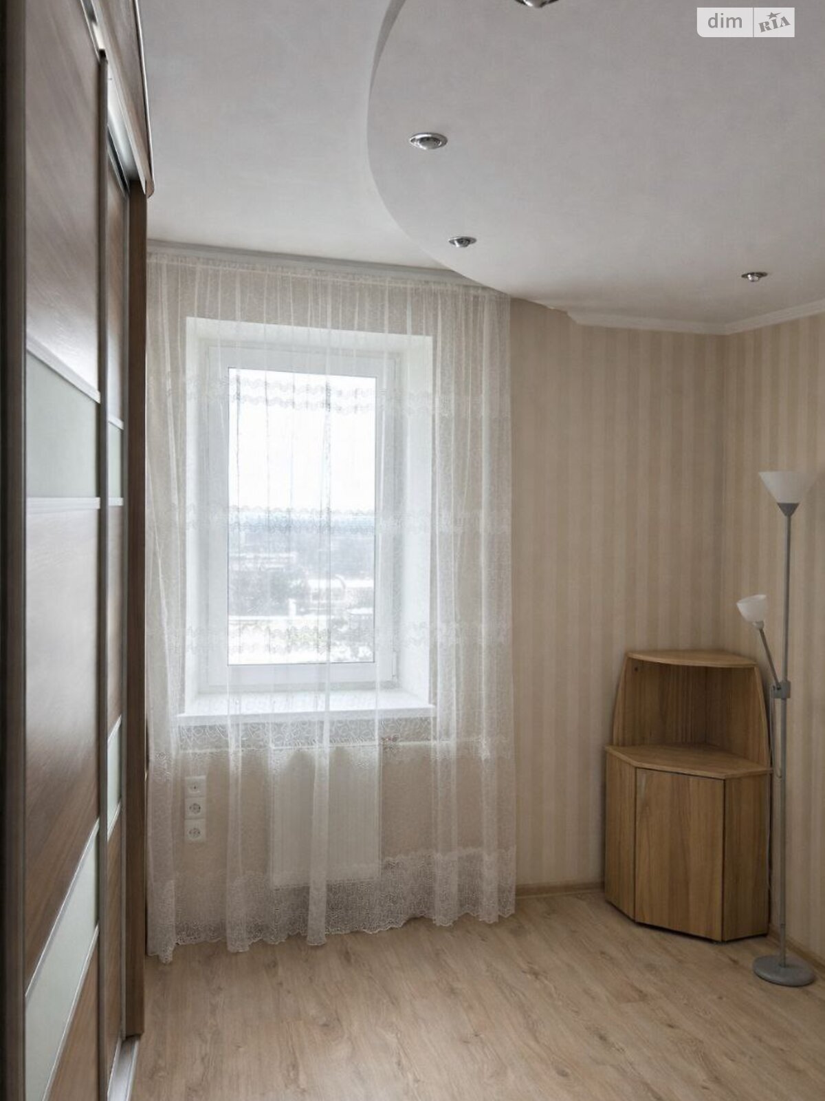 Продажа трехкомнатной квартиры в Хмельницком, на ул. Майборского, кв. 176, район Раково фото 1