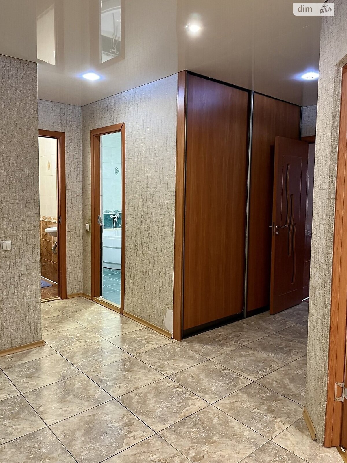Продаж трикімнатної квартири в Хмельницькому, на вул. Народної Волі, район Ракове фото 1 Продаж трикімнатної квартири в Хмельницькому, на вул. Народної Волі, район Ракове фото 1