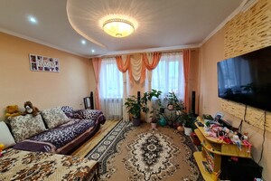 Продажа трехкомнатной квартиры в Хмельницком, на ул. Черновола, район Раково фото 2