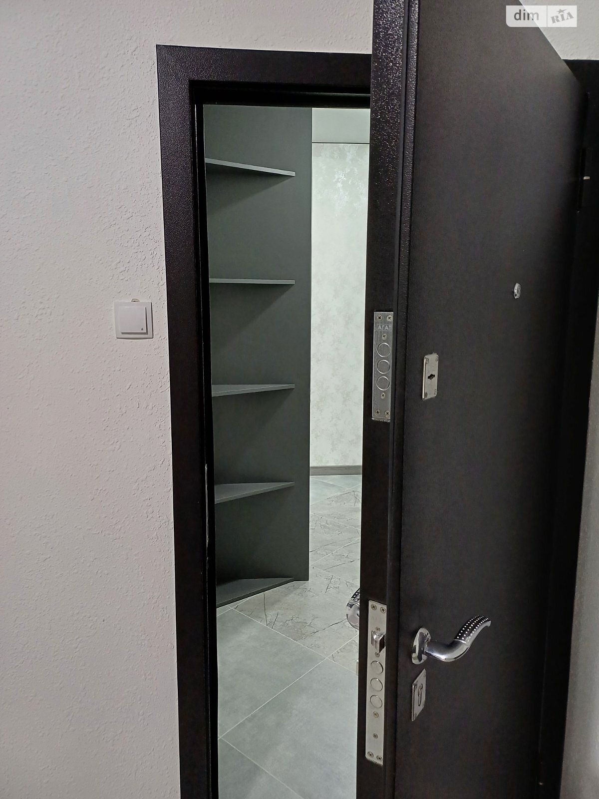 Продажа двухкомнатной квартиры в Хмельницком, на ул. Гетмана Мазепы 33, район Старый аэродром фото 1 Продажа двухкомнатной квартиры в Хмельницком, на ул. Гетмана Мазепы 33, район Старый аэродром фото 1