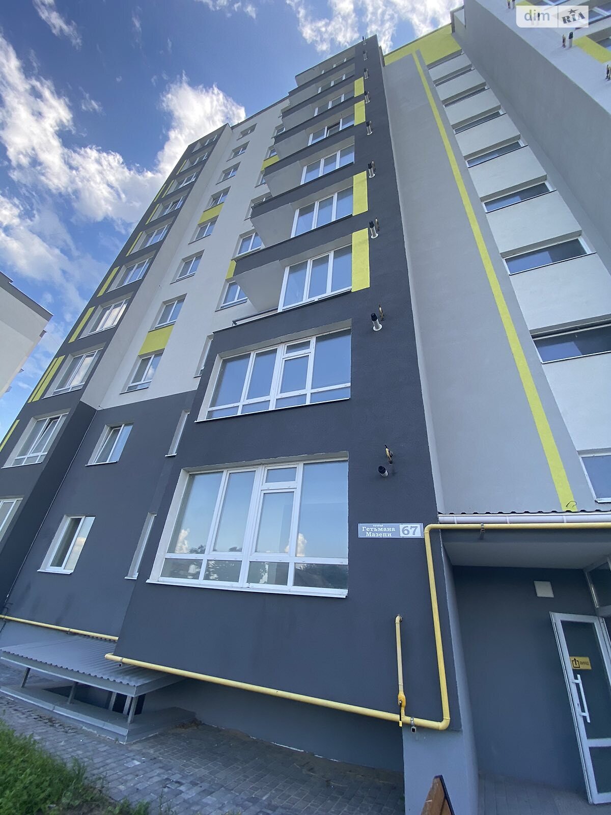 Продажа трехкомнатной квартиры в Хмельницком, на ул. Гетмана Мазепы 67, район Старый аэродром фото 1 Продажа трехкомнатной квартиры в Хмельницком, на ул. Гетмана Мазепы 67, район Старый аэродром фото 1