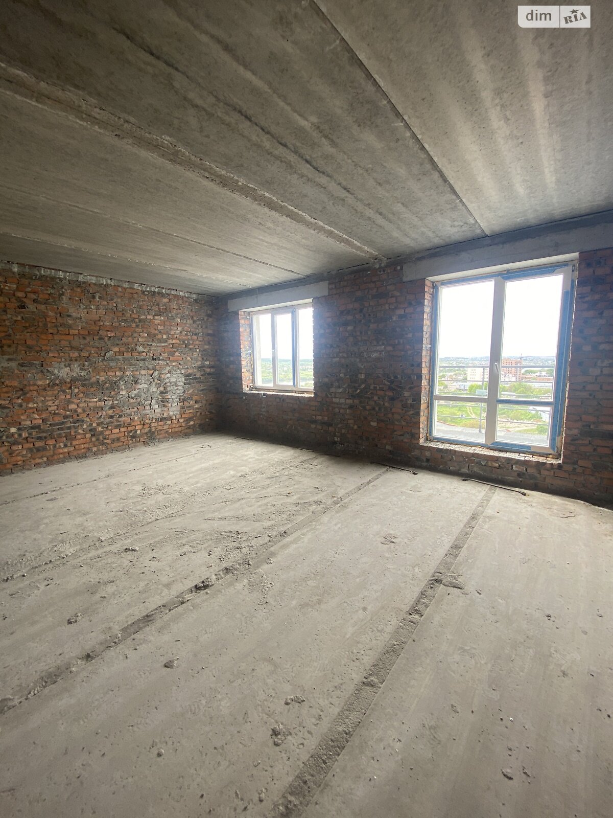 Продажа трехкомнатной квартиры в Хмельницком, на ул. Гетмана Мазепы 67, район Старый аэродром фото 1 Продажа трехкомнатной квартиры в Хмельницком, на ул. Гетмана Мазепы 67, район Старый аэродром фото 1