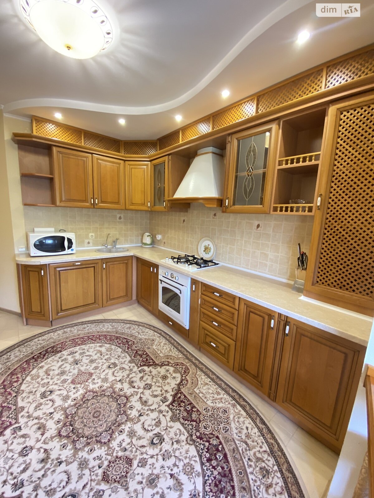 Продажа трехкомнатной квартиры в Хмельницком, на ул. Парковая 6/2, район Старый город (старый базар) фото 1 Продажа трехкомнатной квартиры в Хмельницком, на ул. Парковая 6/2, район Старый город (старый базар) фото 1