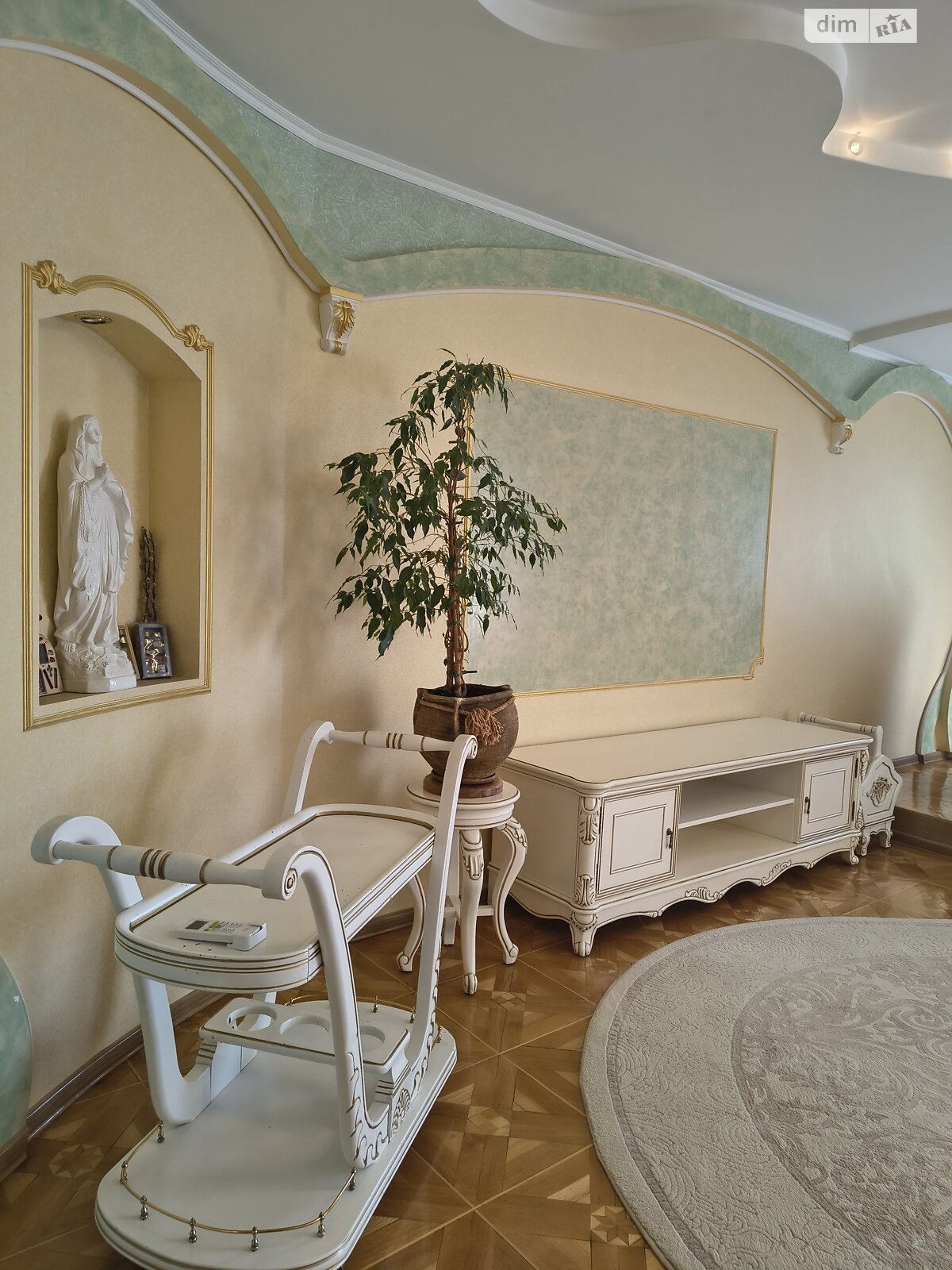 Продаж трикімнатної квартири в Хмельницькому, на вул. Паркова 6/2, район Старе місто (старий базар) фото 1 Продаж трикімнатної квартири в Хмельницькому, на вул. Паркова 6/2, район Старе місто (старий базар) фото 1