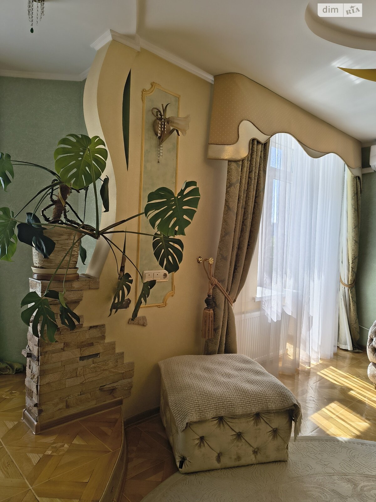Продаж трикімнатної квартири в Хмельницькому, на вул. Паркова 6/2, район Старе місто (старий базар) фото 1 Продаж трикімнатної квартири в Хмельницькому, на вул. Паркова 6/2, район Старе місто (старий базар) фото 1