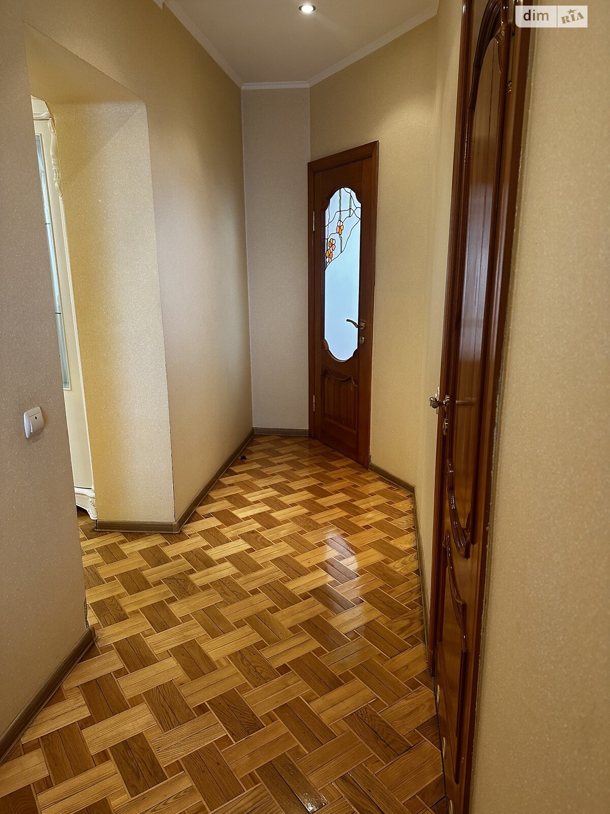 Продаж трикімнатної квартири в Хмельницькому, на вул. Паркова 6/2, район Старе місто (старий базар) фото 1 Продаж трикімнатної квартири в Хмельницькому, на вул. Паркова 6/2, район Старе місто (старий базар) фото 1