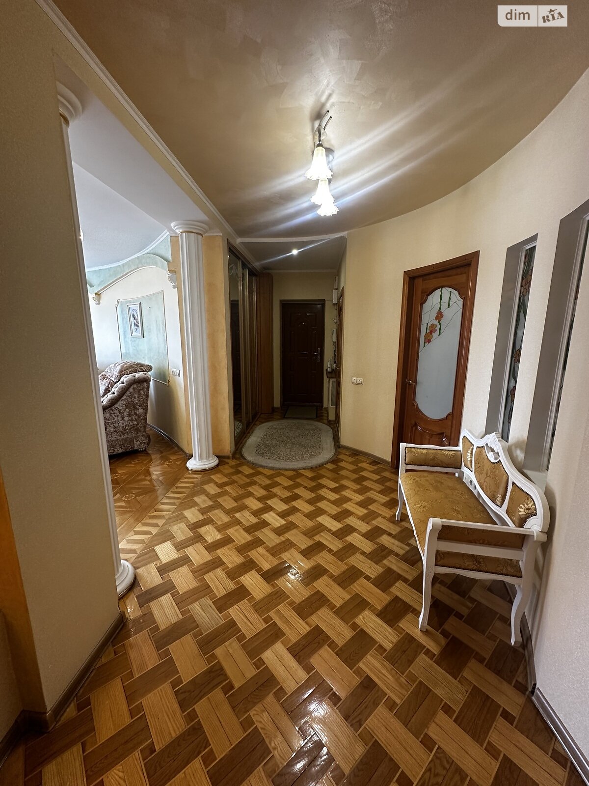 Продаж трикімнатної квартири в Хмельницькому, на вул. Паркова 6/2, район Старе місто (старий базар) фото 1 Продаж трикімнатної квартири в Хмельницькому, на вул. Паркова 6/2, район Старе місто (старий базар) фото 1