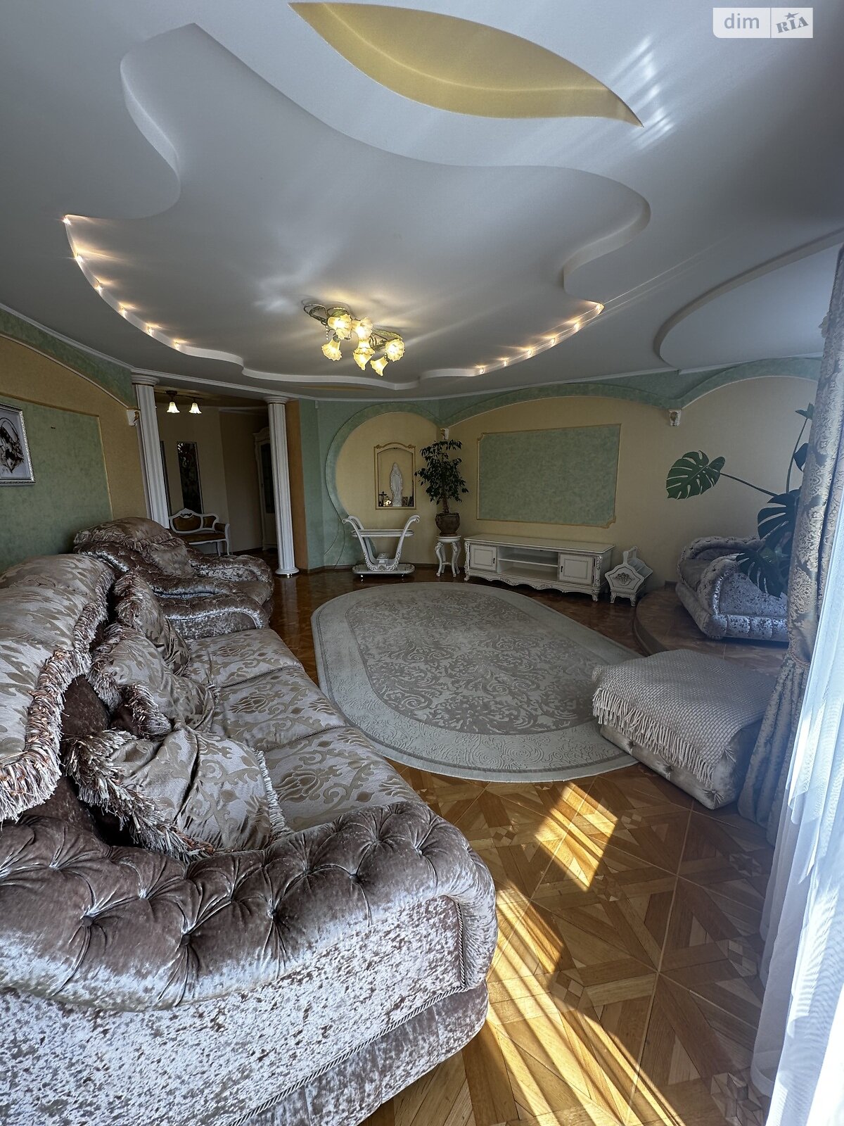 Продаж трикімнатної квартири в Хмельницькому, на вул. Паркова 6/2, район Старе місто (старий базар) фото 1 Продаж трикімнатної квартири в Хмельницькому, на вул. Паркова 6/2, район Старе місто (старий базар) фото 1