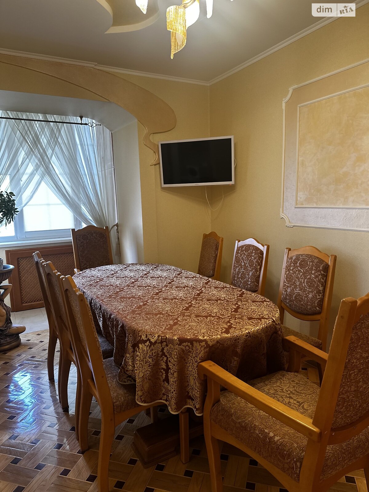 Продаж трикімнатної квартири в Хмельницькому, на вул. Паркова 6/2, район Старе місто (старий базар) фото 1 Продаж трикімнатної квартири в Хмельницькому, на вул. Паркова 6/2, район Старе місто (старий базар) фото 1