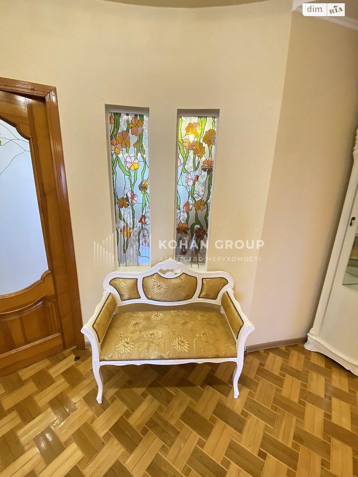 Продажа трехкомнатной квартиры в Хмельницком, на ул. Парковая 6/2, район Старый город (старый базар) фото 1 Продажа трехкомнатной квартиры в Хмельницком, на ул. Парковая 6/2, район Старый город (старый базар) фото 1