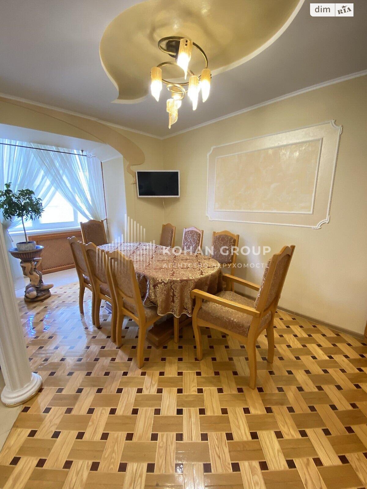 Продажа трехкомнатной квартиры в Хмельницком, на ул. Парковая 6/2, район Старый город (старый базар) фото 1 Продажа трехкомнатной квартиры в Хмельницком, на ул. Парковая 6/2, район Старый город (старый базар) фото 1