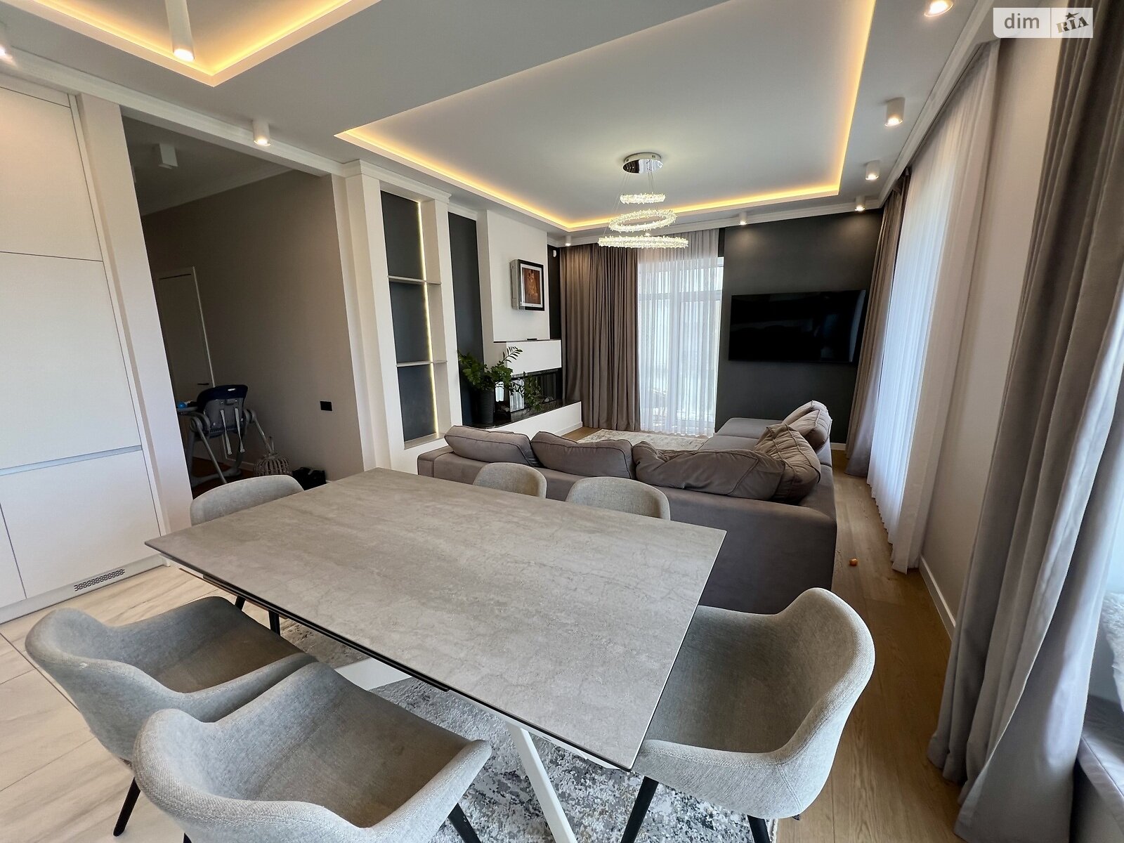 Продажа трехкомнатной квартиры в Хмельницком, на ул. Парковая 2/1А, район Старый город (старый базар) фото 1 Продажа трехкомнатной квартиры в Хмельницком, на ул. Парковая 2/1А, район Старый город (старый базар) фото 1
