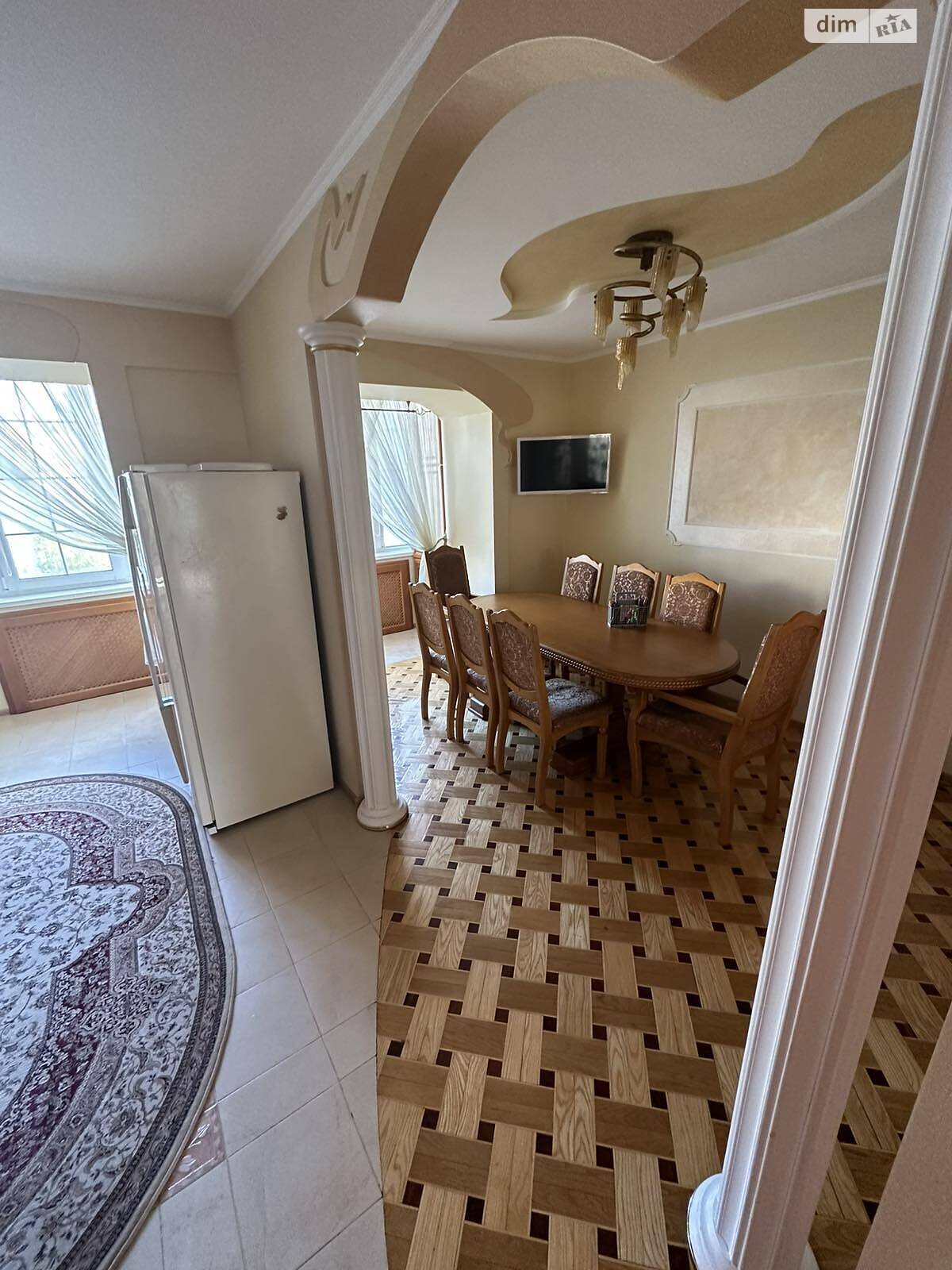 Продажа трехкомнатной квартиры в Хмельницком, на ул. Парковая 6/2, район Старый город (старый базар) фото 1 Продажа трехкомнатной квартиры в Хмельницком, на ул. Парковая 6/2, район Старый город (старый базар) фото 1