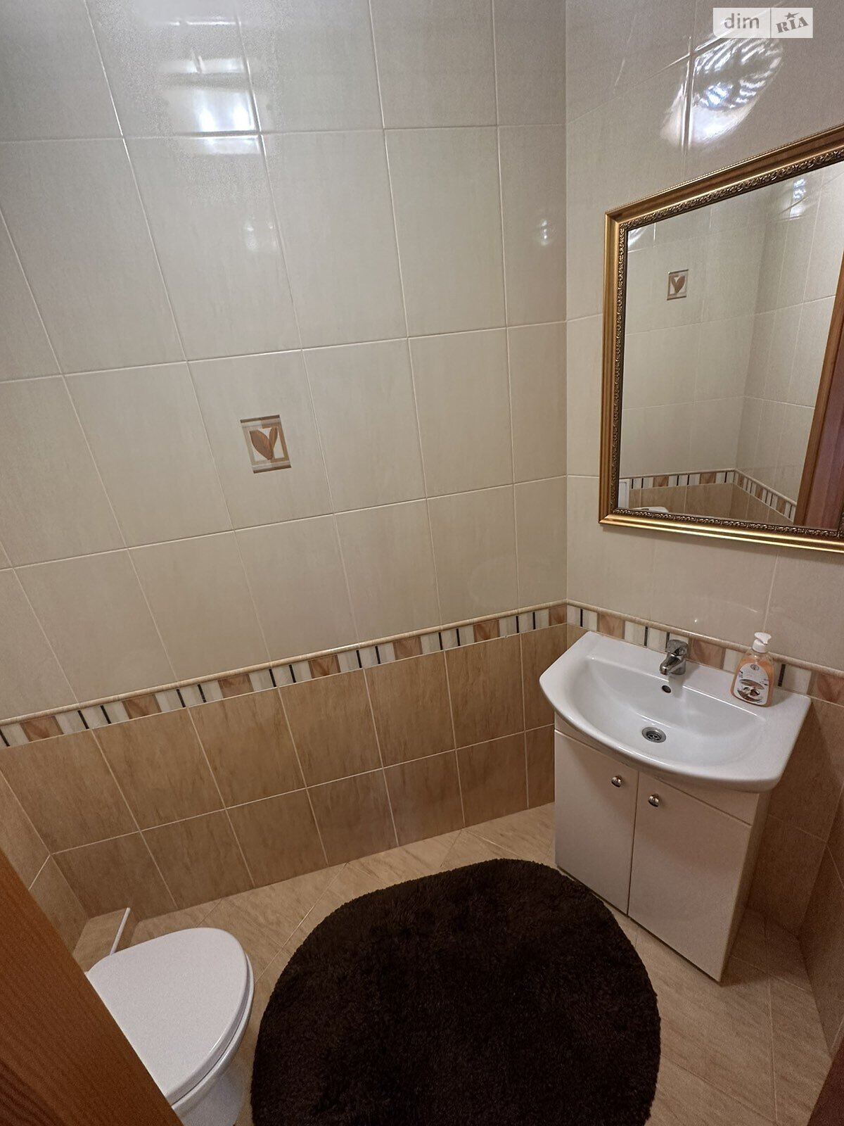 Продажа трехкомнатной квартиры в Хмельницком, на ул. Парковая 6/2, район Старый город (старый базар) фото 1 Продажа трехкомнатной квартиры в Хмельницком, на ул. Парковая 6/2, район Старый город (старый базар) фото 1