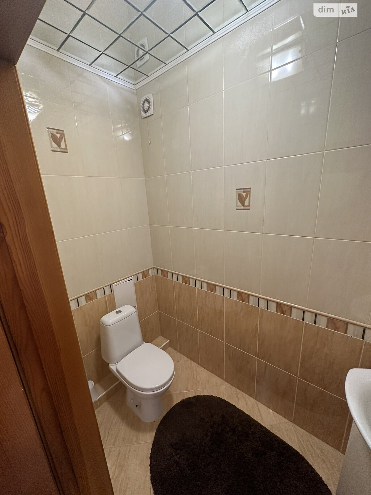 Продажа трехкомнатной квартиры в Хмельницком, на ул. Парковая 6/2, район Старый город (старый базар) фото 1 Продажа трехкомнатной квартиры в Хмельницком, на ул. Парковая 6/2, район Старый город (старый базар) фото 1